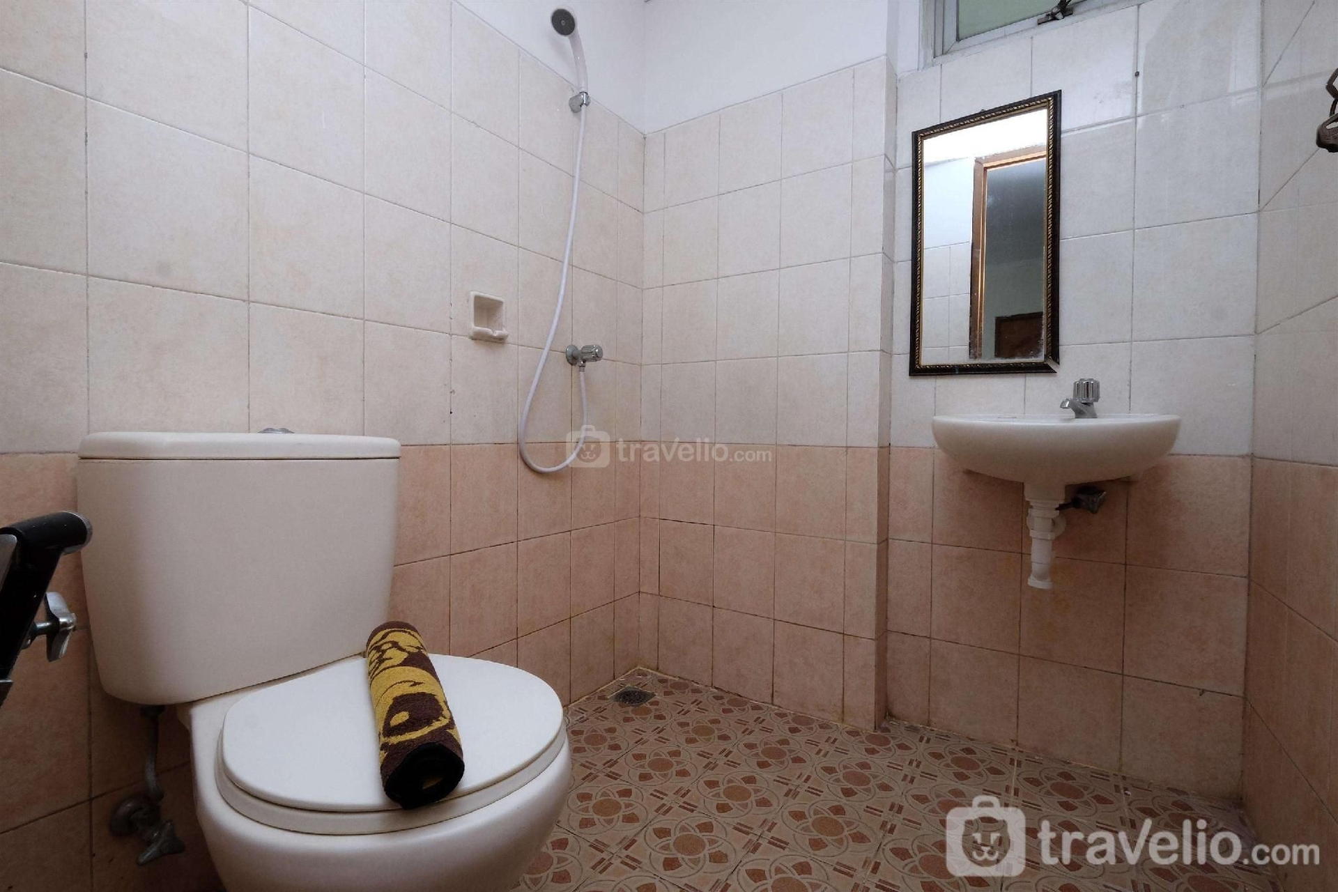 ยูนิตรวม 3 ห้องนอน เมดิเทอราเนีย พาเลซ ทราเวลิโอ (Combined Unit 3BR Mediterania Palace By Travelio)1