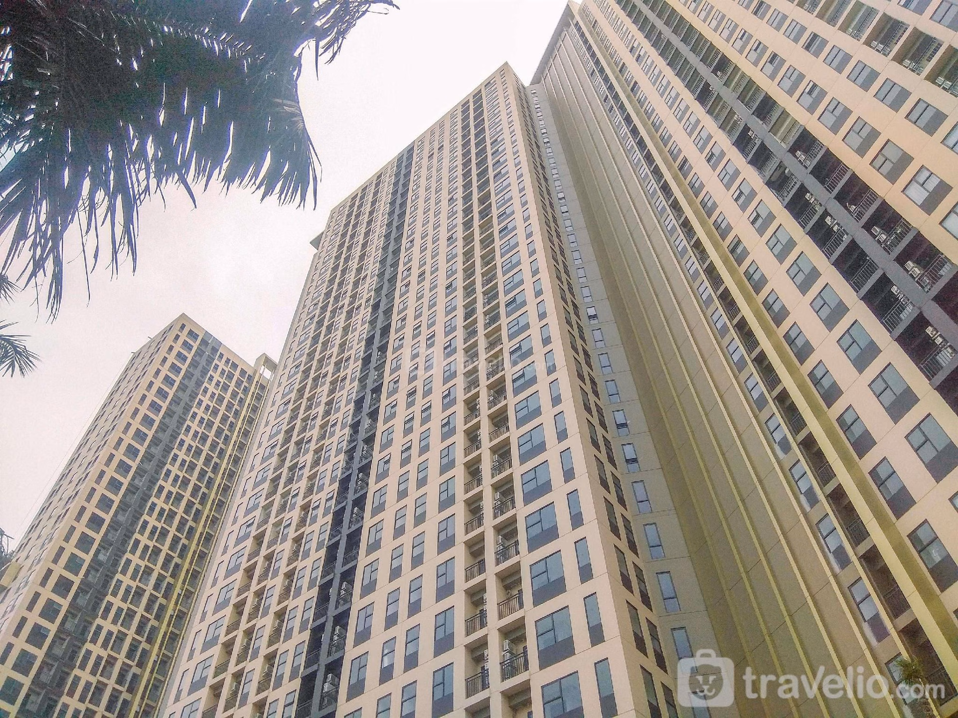 สตูดิโอพักผ่อนแสนสบายที่ ทรานส์ปาร์ค ซิบูบูร์ โดย ทราเวลลีโอ (Cozy Stay Studio at Transpark Cibubur By Travelio)1