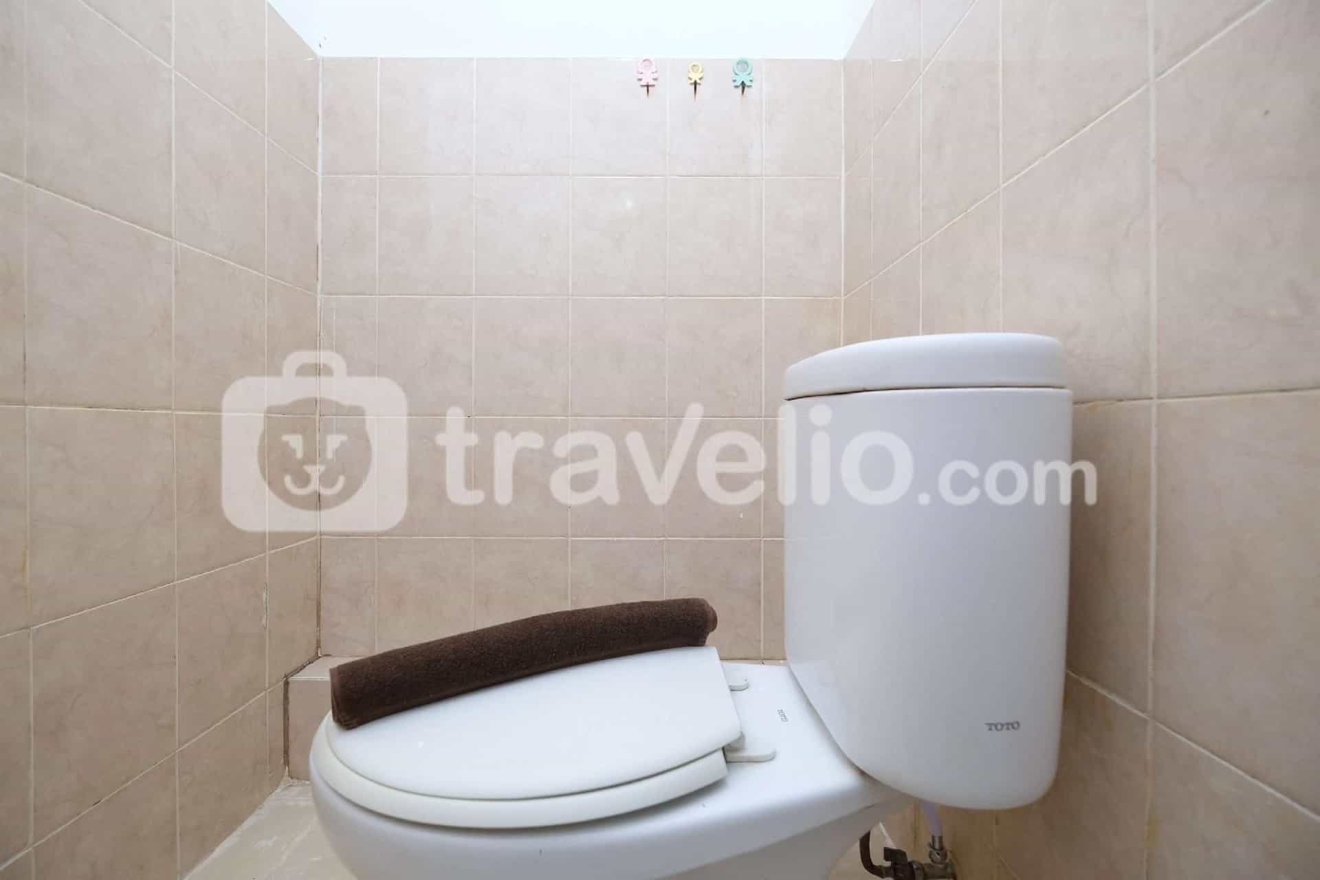 Homey Furnished Studio Green Bay Pluit By Travelio Homey Furnished Studio Green Bay Pluit By Travelio