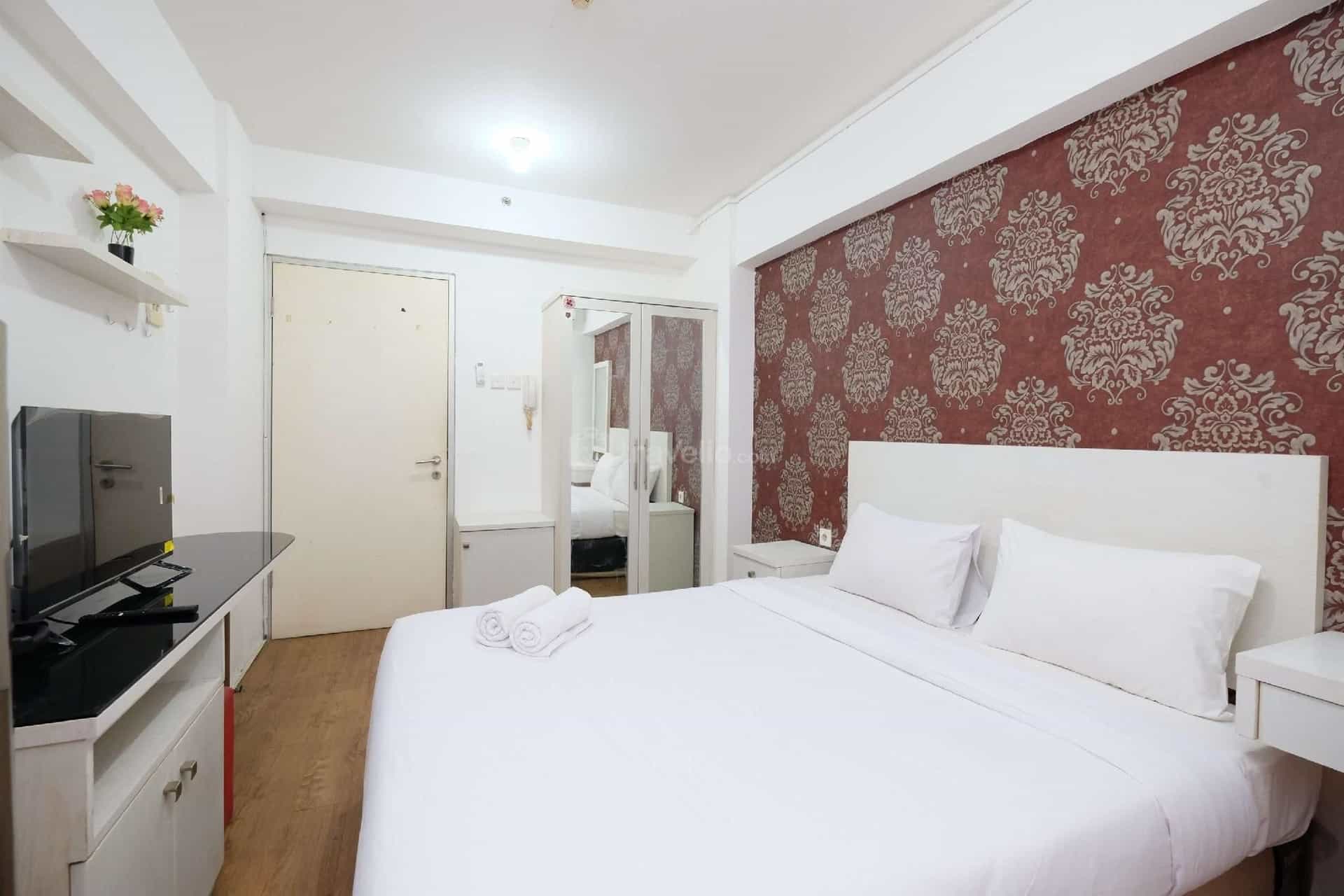 Homey Furnished Studio Green Bay Pluit By Travelio Homey Furnished Studio Green Bay Pluit By Travelio