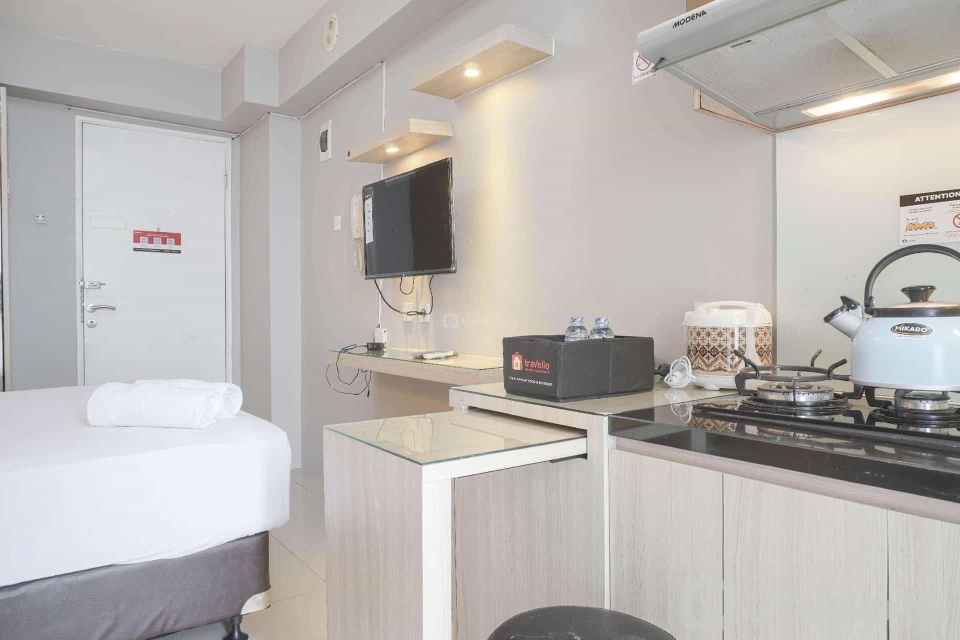 Well Designed Studio at Bassura City By Travelio Well Designed Studio at Bassura City By Travelio