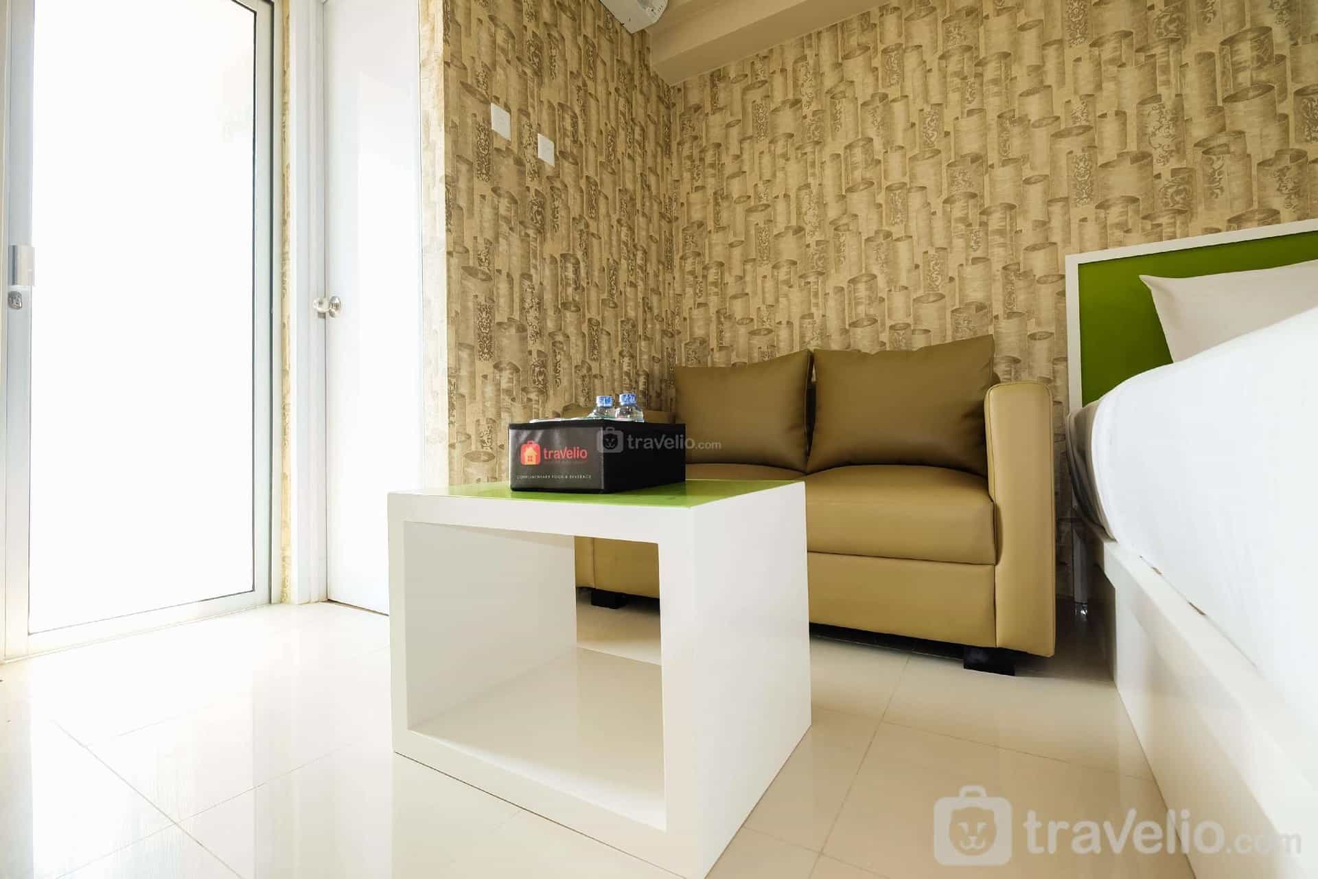 Modern & Minimalist Studio Bassura Apt By Travelio Modern & Minimalist Studio Bassura Apt By Travelio