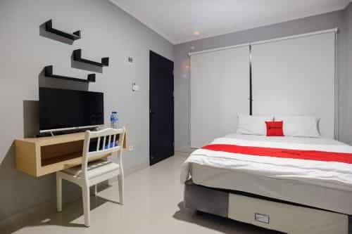 RedDoorz near Jakarta International Velodrome RedDoorz near Jakarta International Velodrome