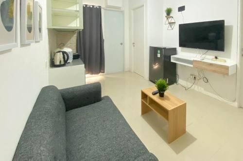 Full Furnished Homey 2BR Bassura City By Travelio2