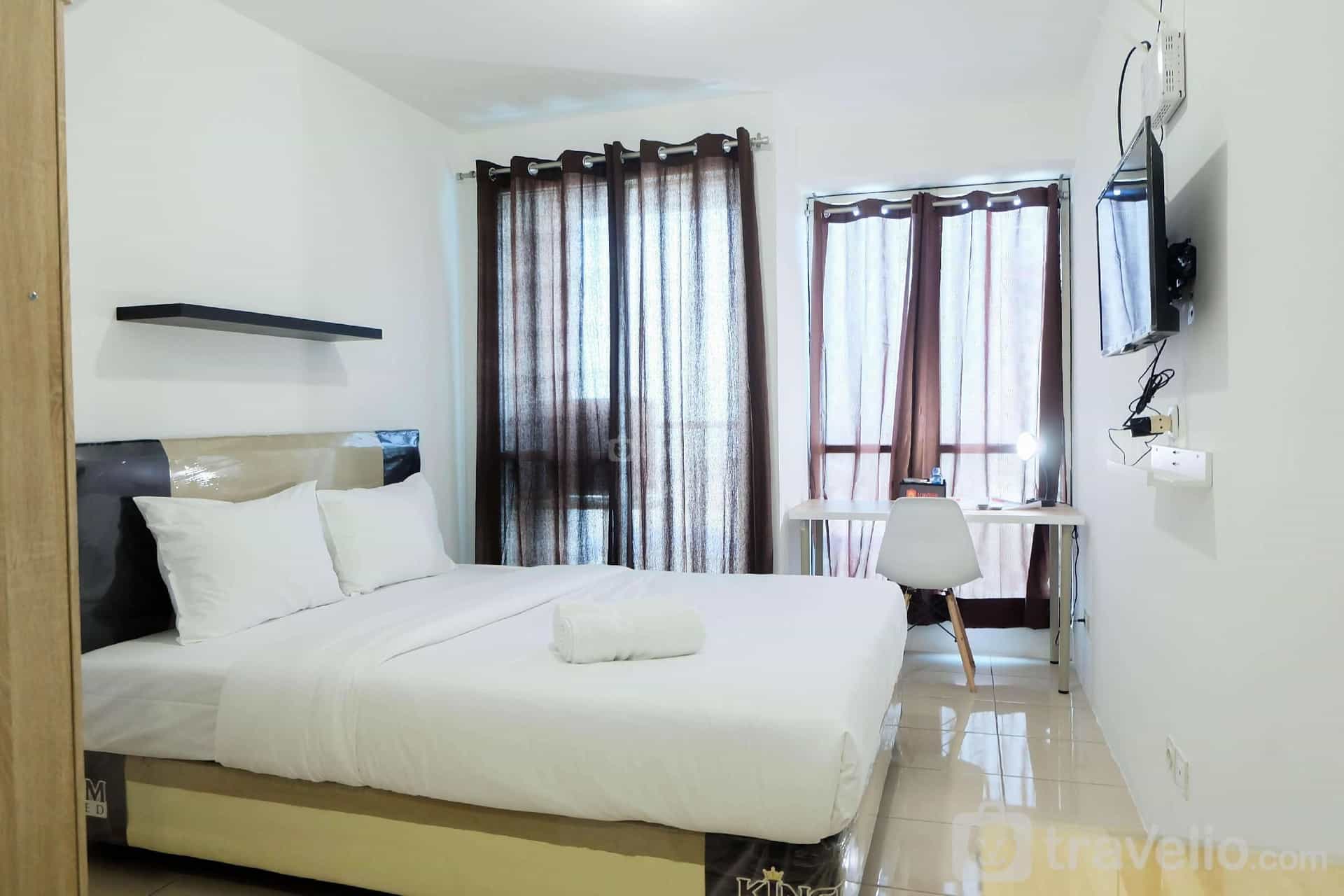 Studio near Mall at Tifolia Apartment By Travelio Studio near Mall at Tifolia Apartment By Travelio