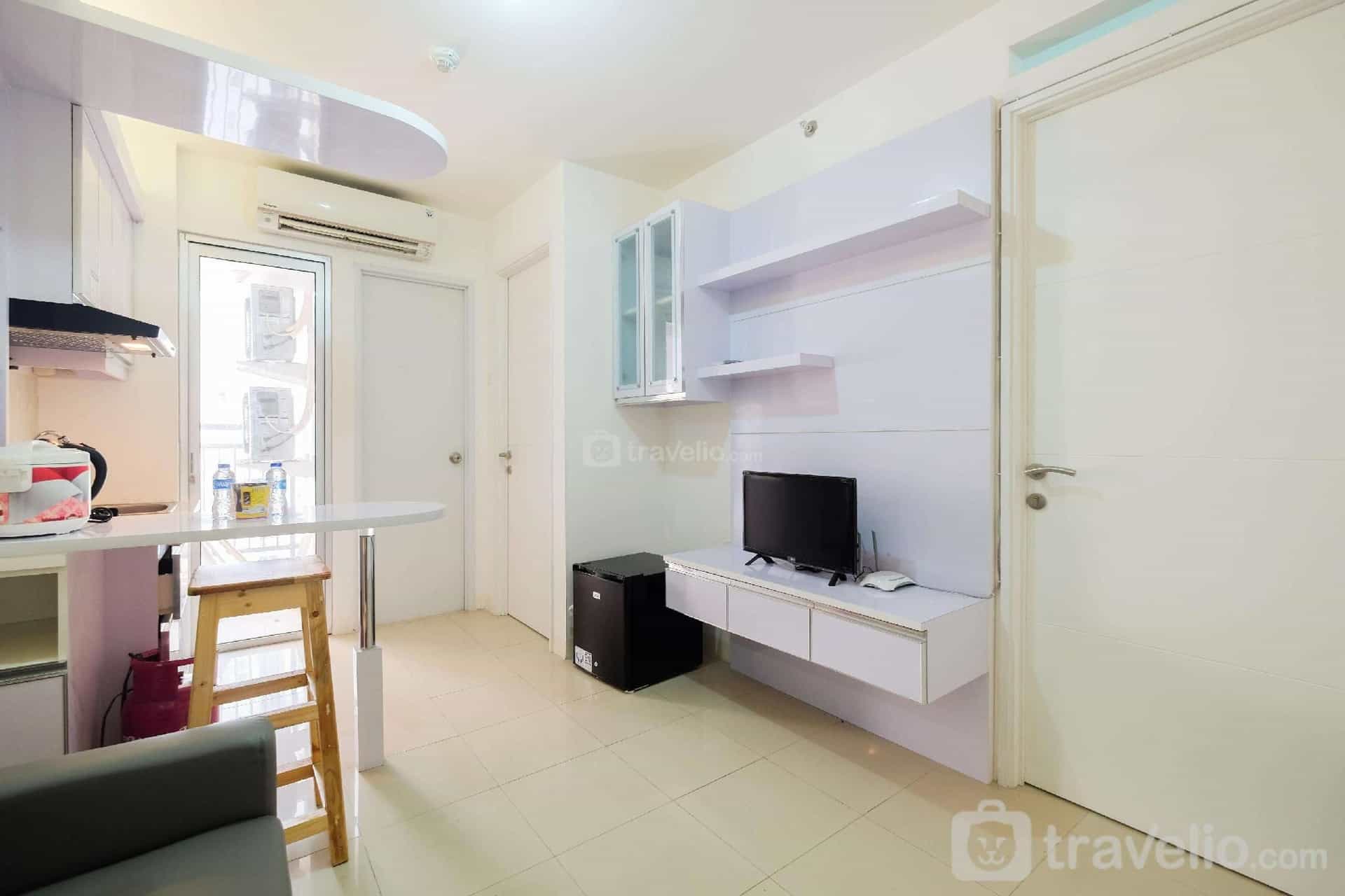 Simply Living 2BR at Bassura City Apt By Travelio Simply Living 2BR at Bassura City Apt By Travelio
