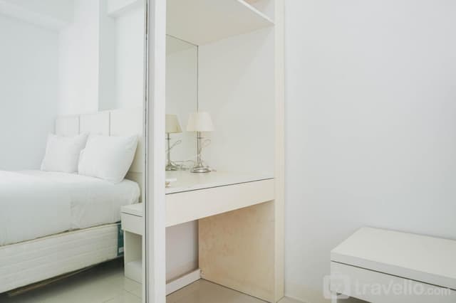 2 Bedroom Apartment, Balcony