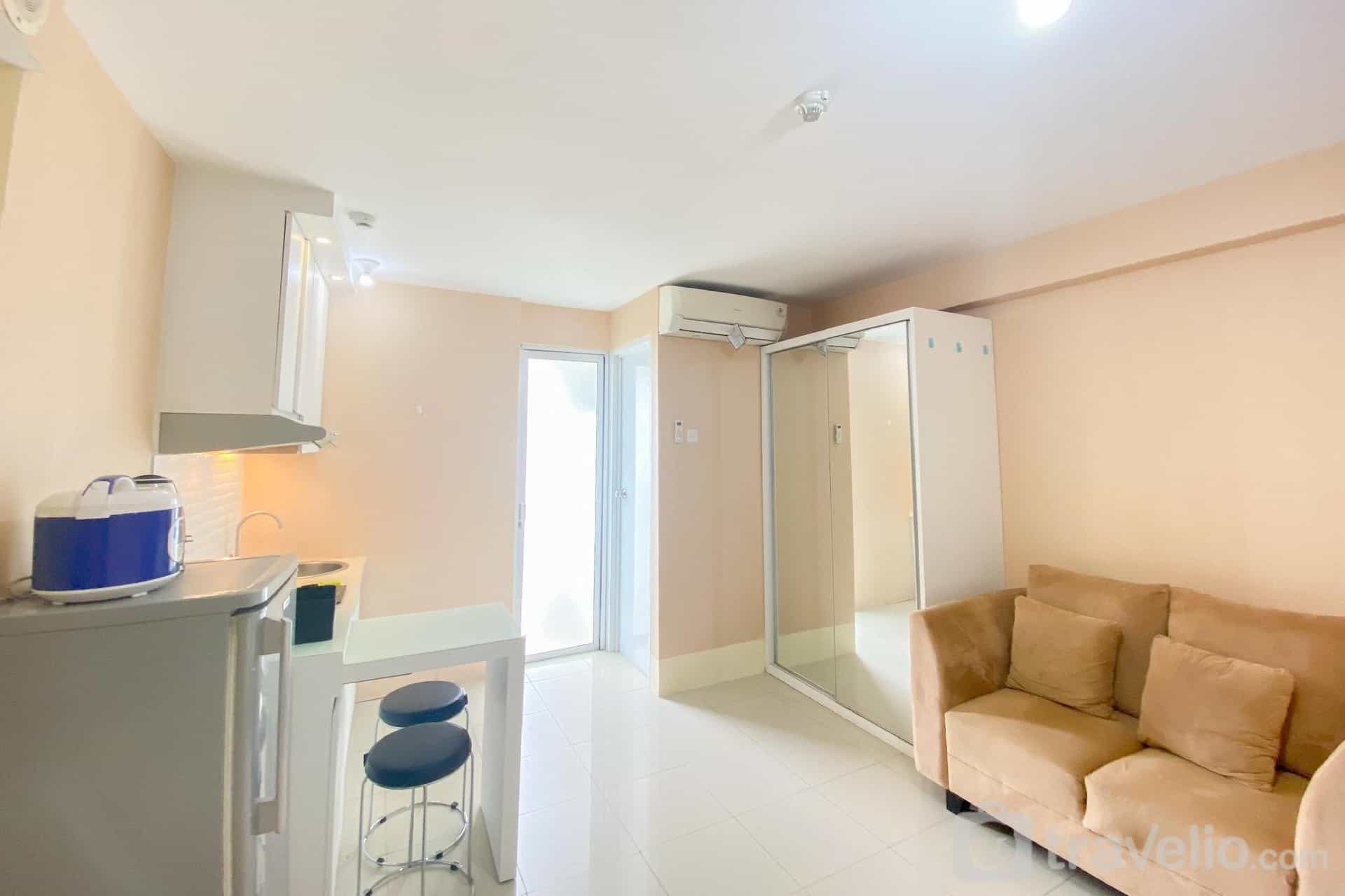 Cozy Studio at 30th Floor Bassura City By Travelio Cozy Studio at 30th Floor Bassura City By Travelio
