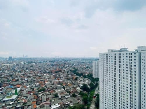 Comfy & Strategic Studio Bassura City By Travelio Comfy & Strategic Studio Bassura City By Travelio
