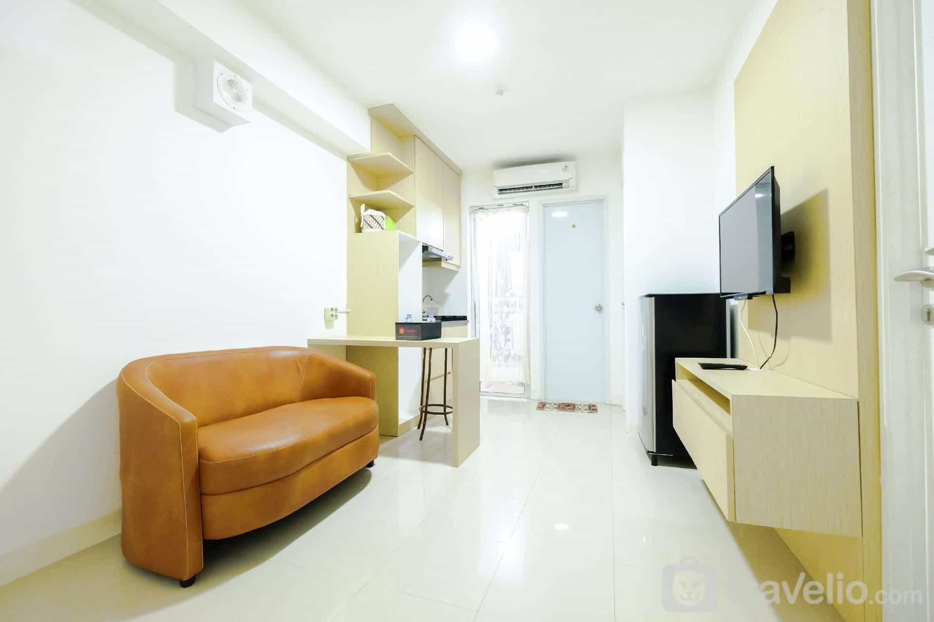 Simply & Clean 2BR Bassura City Apt By Travelio Simply & Clean 2BR Bassura City Apt By Travelio