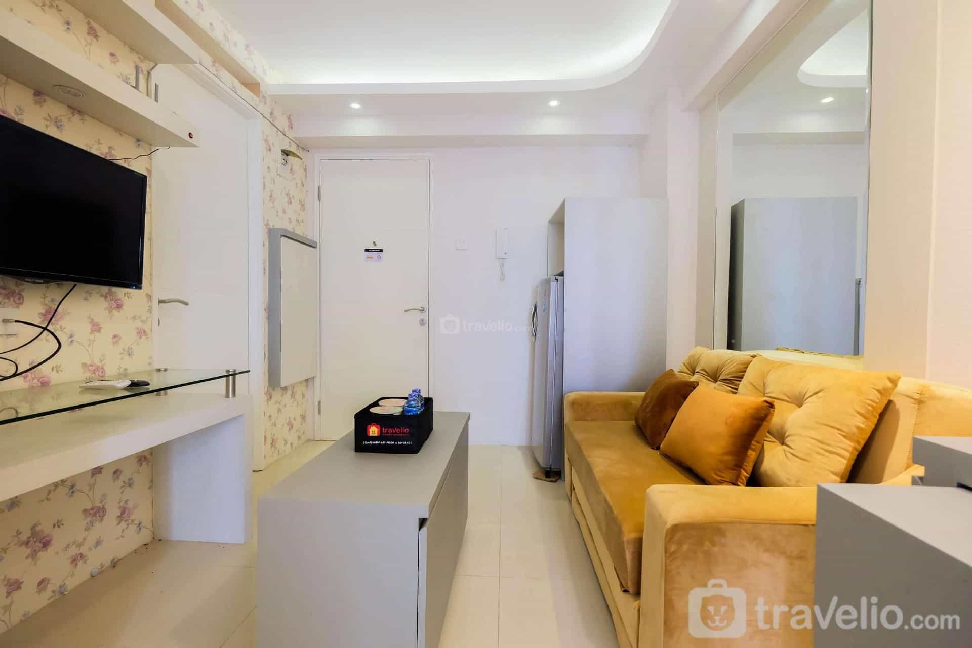 Cozy And Elegant 2BR Bassura Apartment By Travelio Cozy And Elegant 2BR Bassura Apartment By Travelio