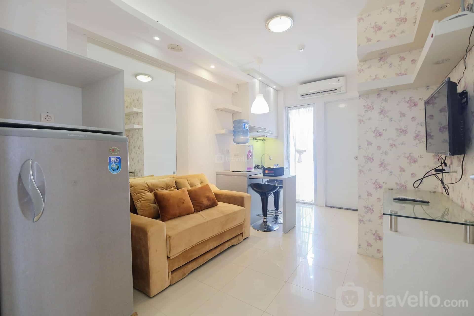 Cozy And Elegant 2BR Bassura Apartment By Travelio Cozy And Elegant 2BR Bassura Apartment By Travelio