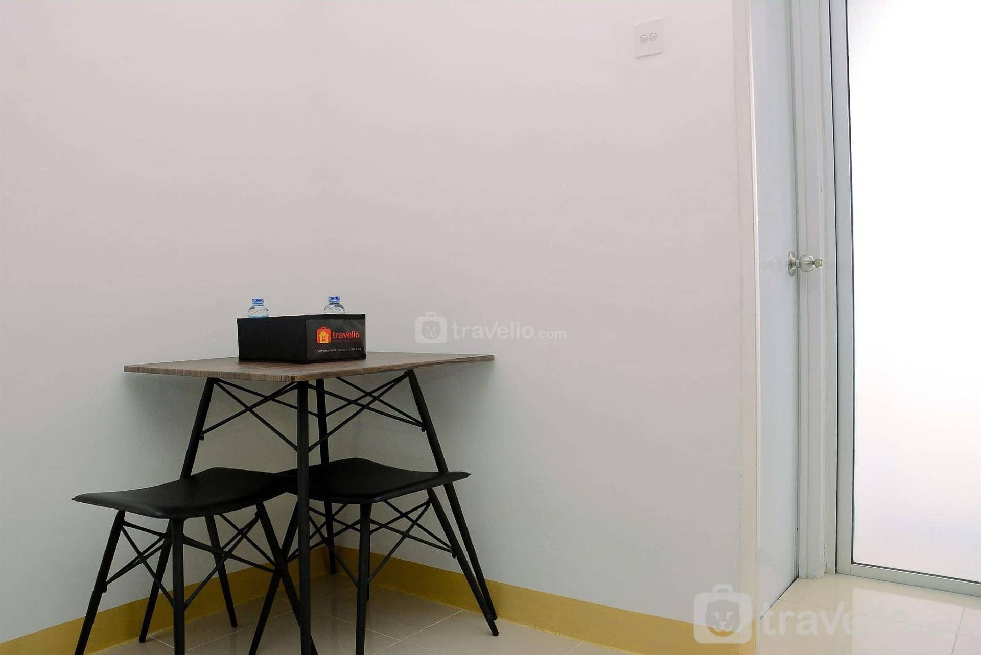 Cozy Living Studio Bassura City By Travelio Cozy Living Studio Bassura City By Travelio