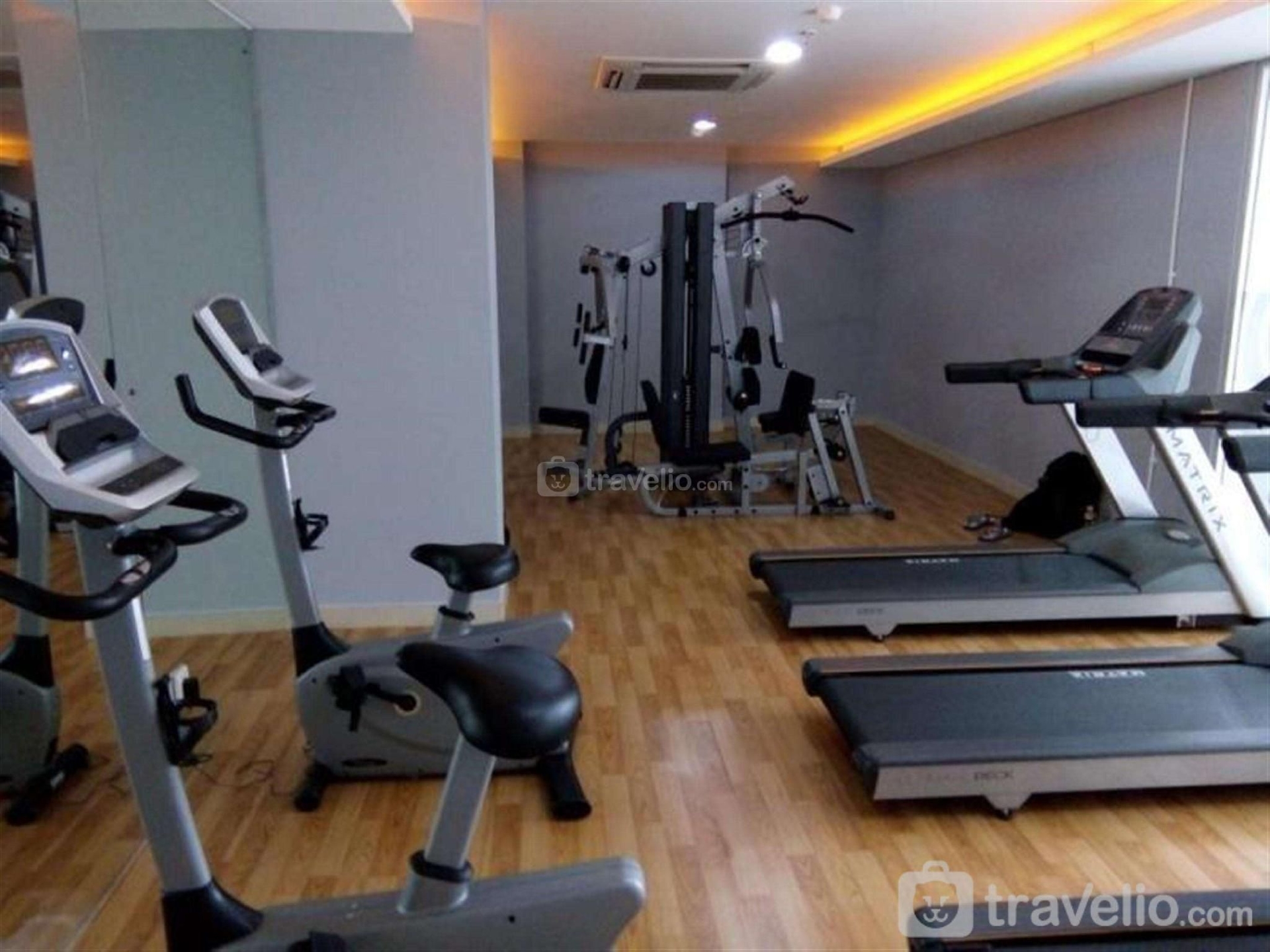 คอมฟี่ ทูบีอาร์ แอท บาสซูรา ซิตี้ บาย ทราเวลลิโอ (Comfy 2BR At Bassura City By Travelio)1