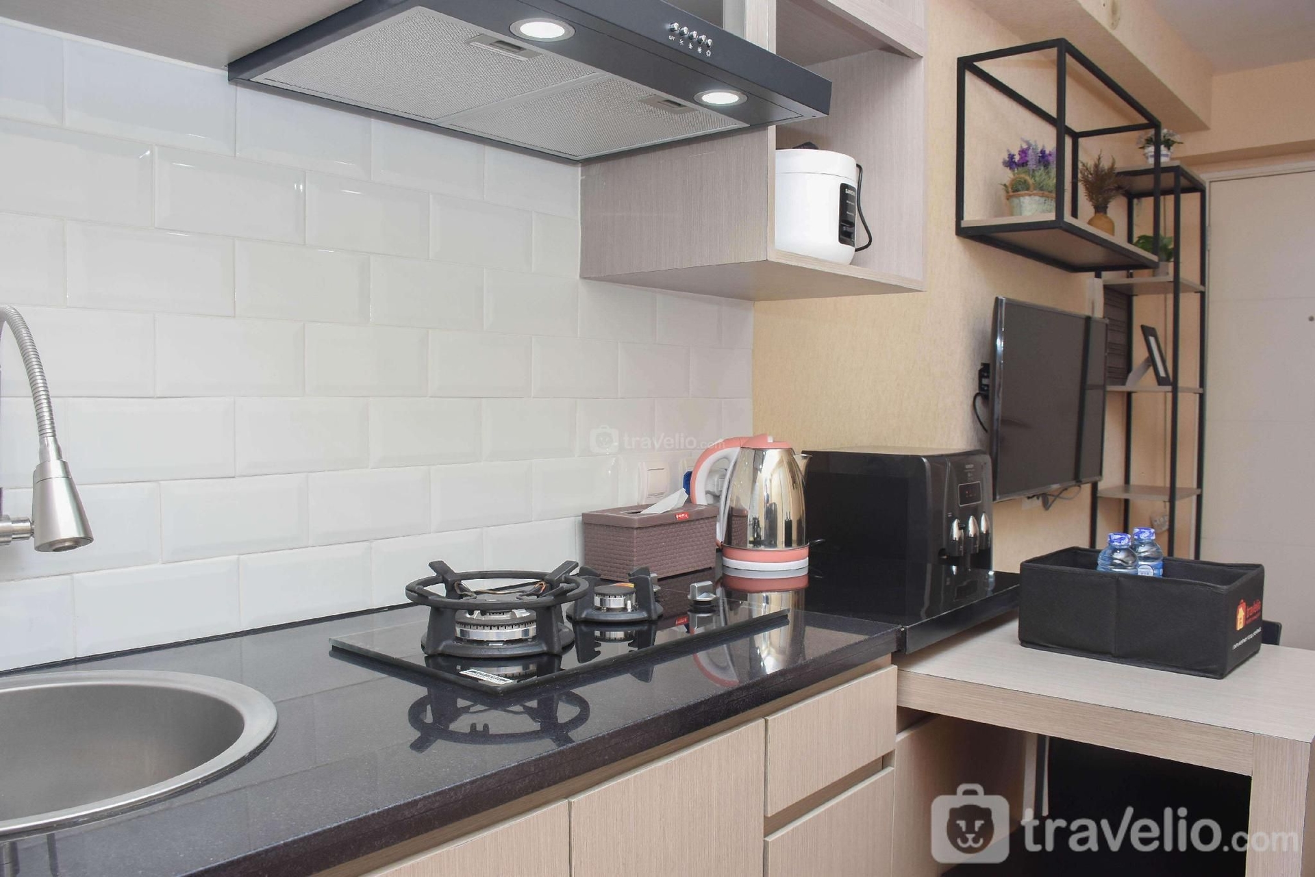 เอ็นจอย ลีฟวิ่ง แอนด์ ไทดี้ วันบีอาร์ บาสซูรา ซิตี้ บาย ทราเวลลิโอ (Enjoy Living And Tidy 1BR Bassura City By Travelio)1
