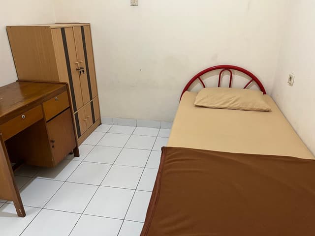 Budget Single Room