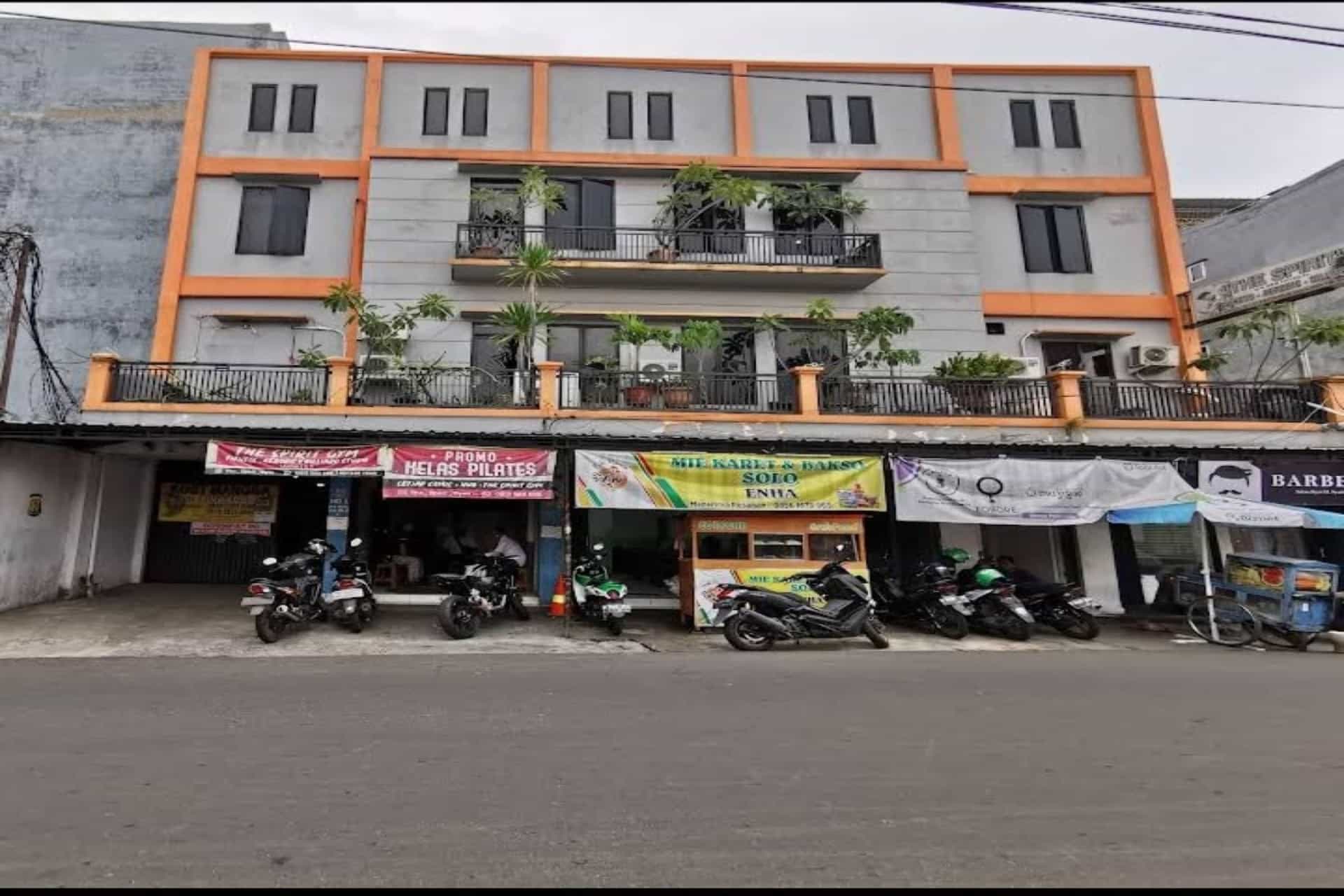 โอวายโอ ไลฟ์ 93129 คอสท์ มังงา โอวายโอ ไลฟ์ 93129 คอสท์ มังงา