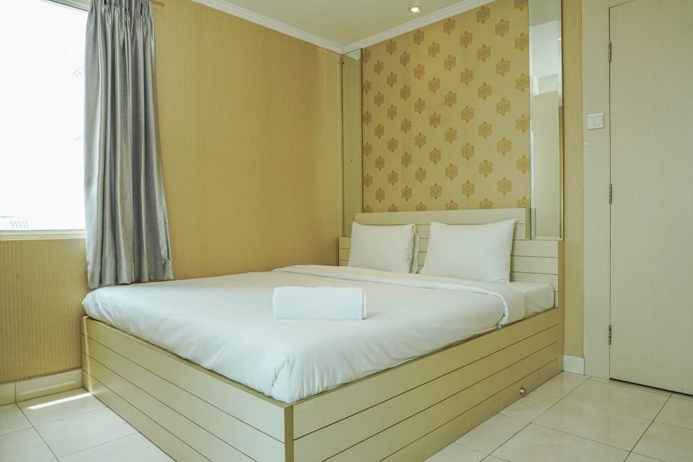 สเตรทิจิก วันบีอาร์ เดอะ บูเลอวาร์ด อพาร์ตเมนต์ วิธ ลักซูเรียส ดีไซน์ (Strategic 1Br The Boulevard Apartment With Luxurious Design)1