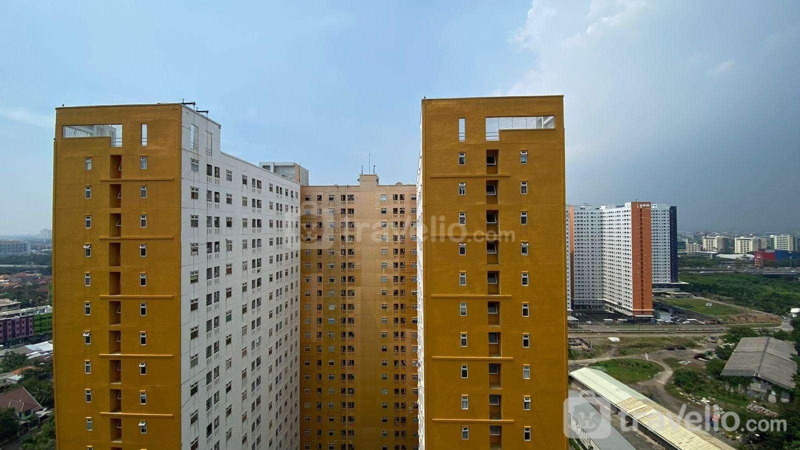 Best Comfy 2BR At Green Pramuka City By Travelio0