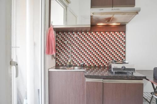 Best Comfy 2BR At Green Pramuka City By Travelio4