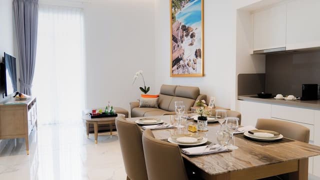 1 Bedroom Suite