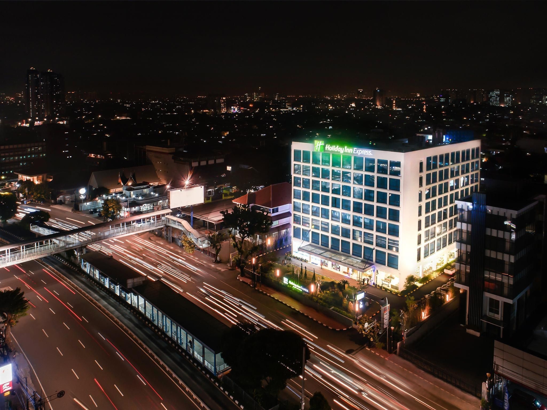 ฮอลิเดย์อินน์เอ็กซ์เพรส จาการ์ตา มาตรามัน บาย ไอเอชจี (Holiday Inn Express Jakarta Matraman By IHG)1