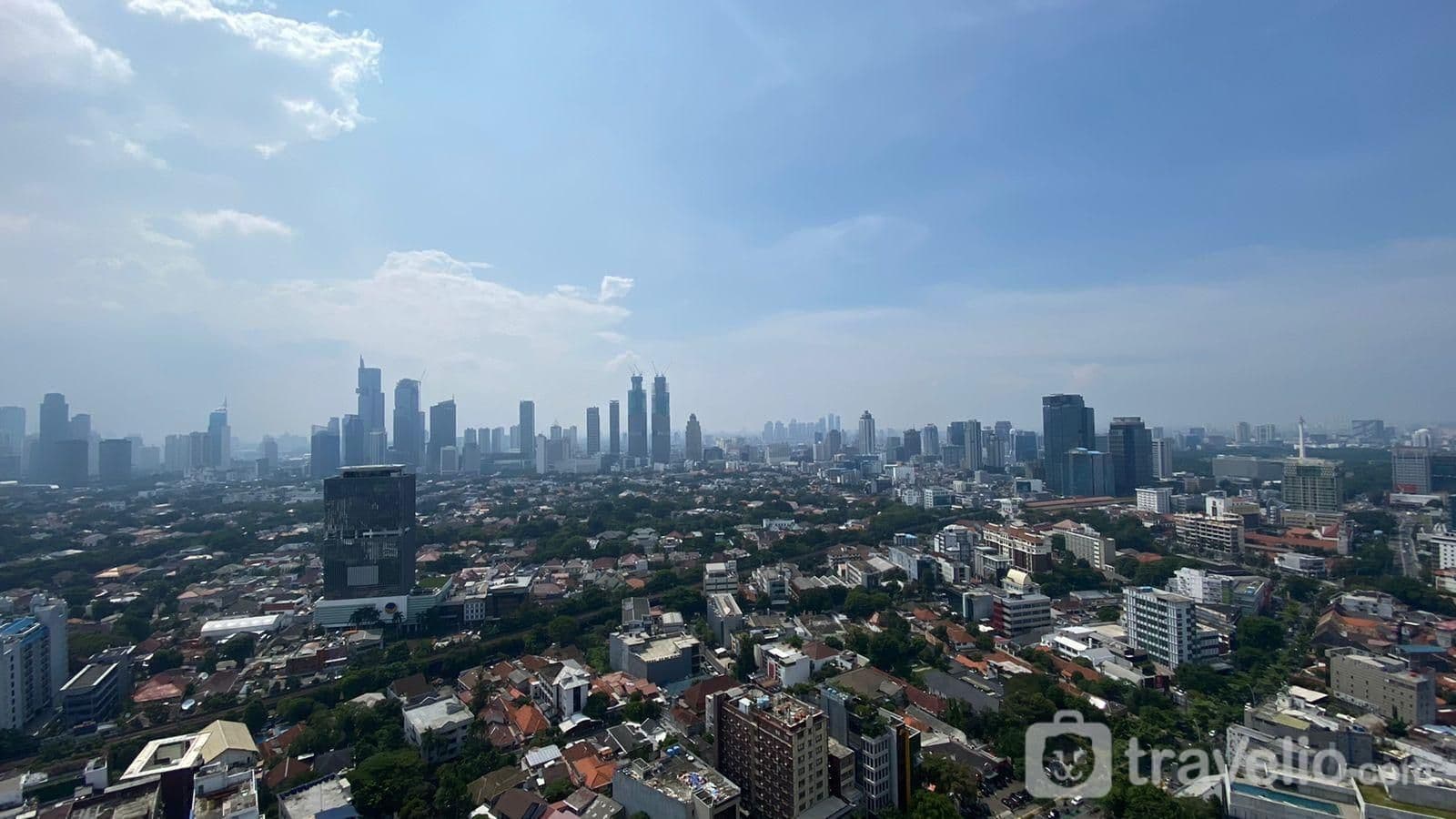 Comfy 2BR Private Lift at Menteng Park By Travelio Comfy 2BR Private Lift at Menteng Park By Travelio
