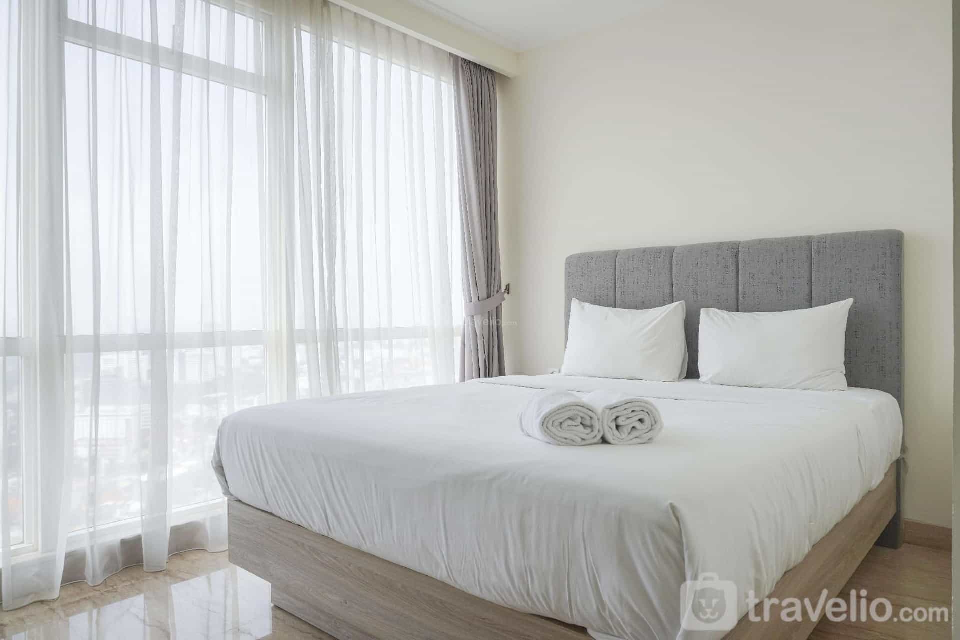 Comfy 2BR Private Lift at Menteng Park By Travelio Comfy 2BR Private Lift at Menteng Park By Travelio