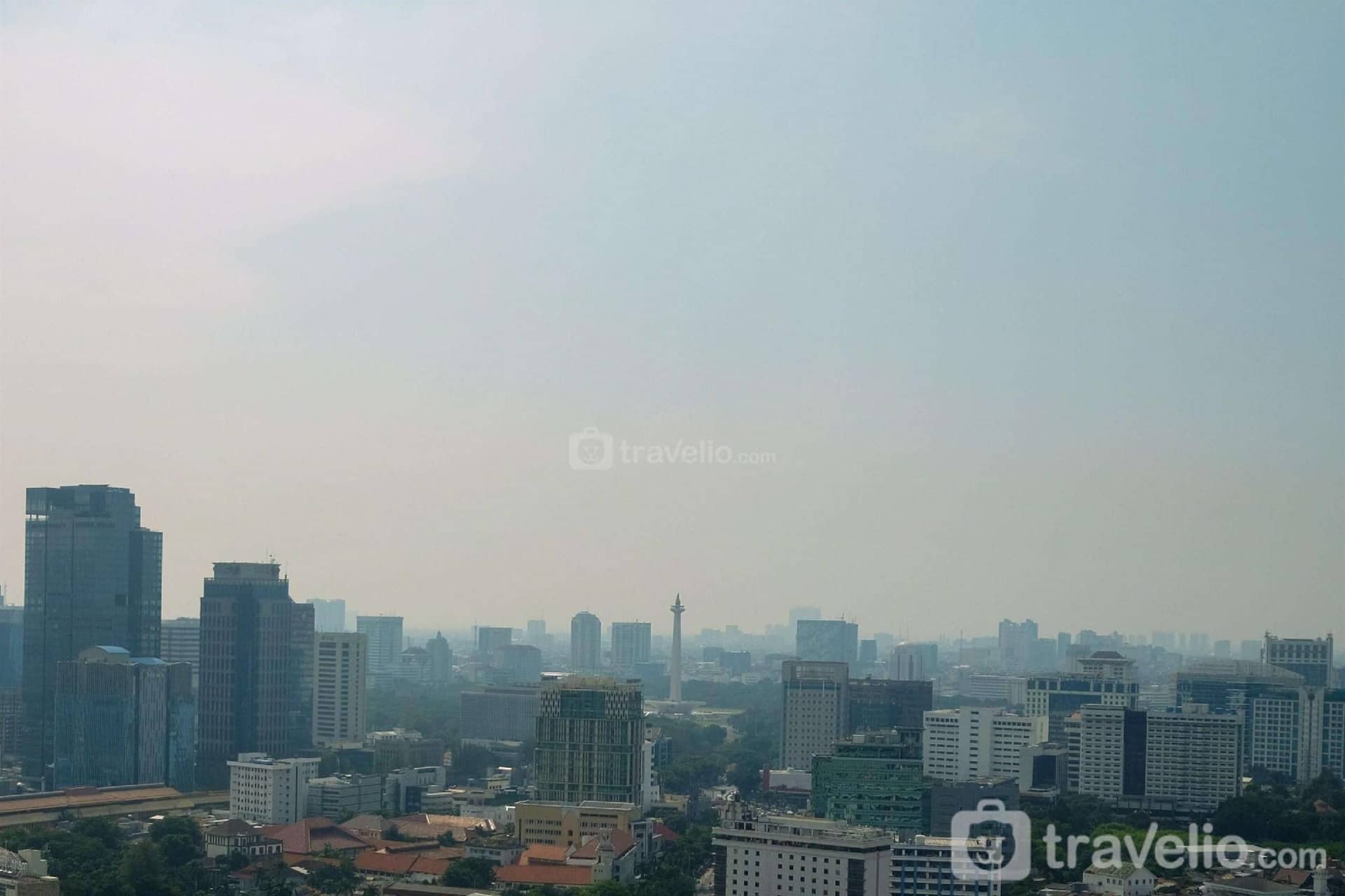Cozy Studio Menteng Park Apartment By Travelio Cozy Studio Menteng Park Apartment By Travelio