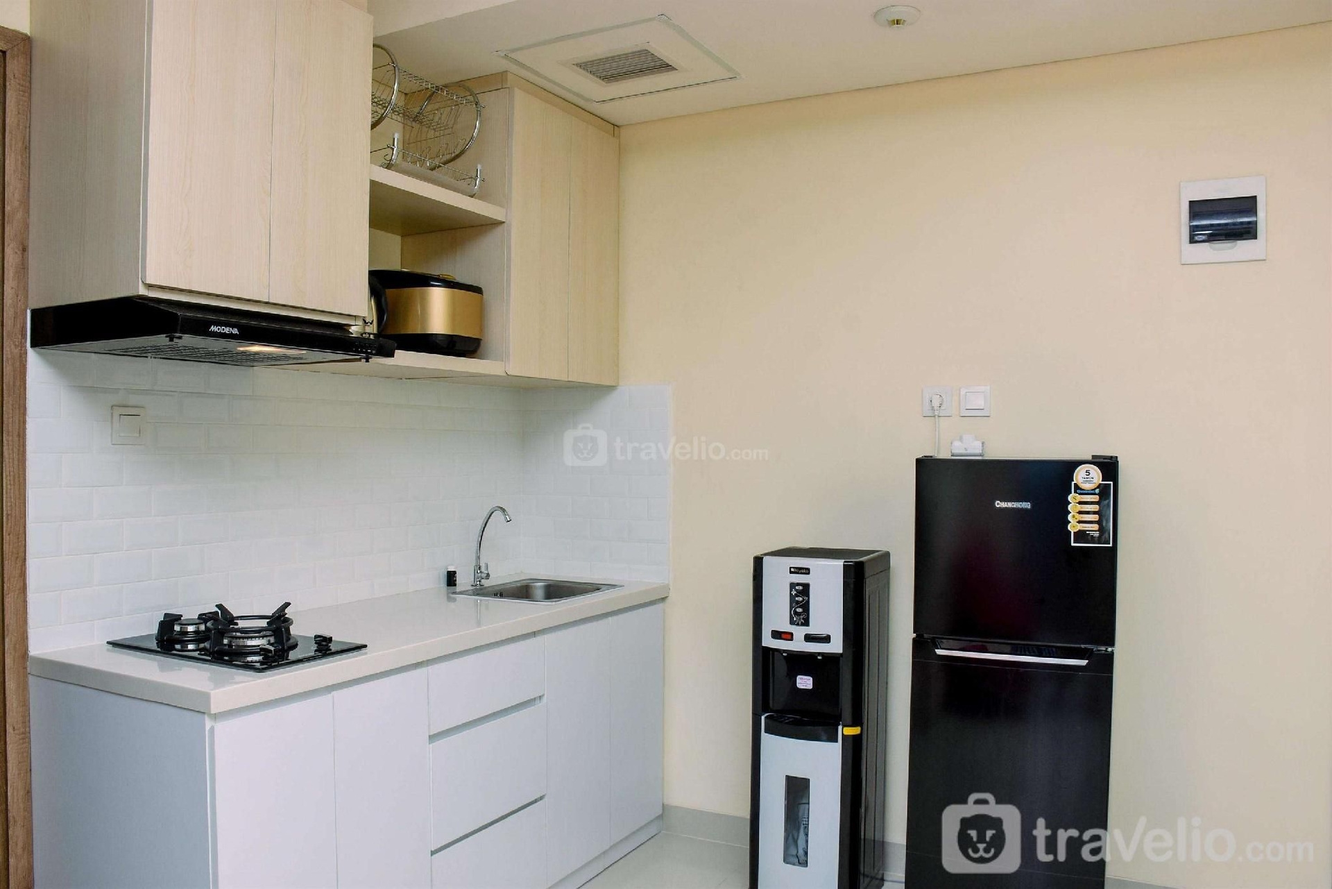ฟูล คอมฟี่ 1 ห้องนอน เพจาเตน พาร์ค เรสซิเดนซ์ บาย ทราเวลิโอ (Full Comfy 1BR Pejaten Park Residence By Travelio)2