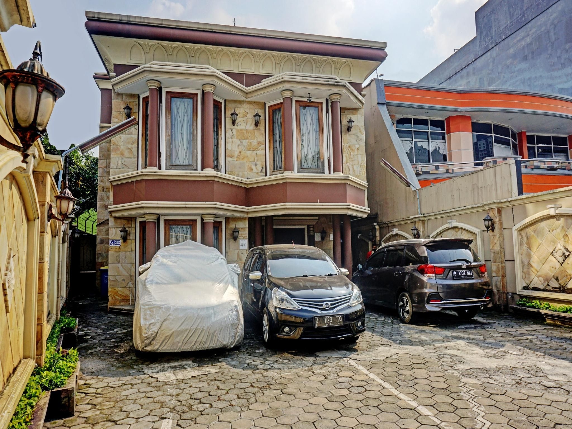 OYO 90558 House Of Livina0