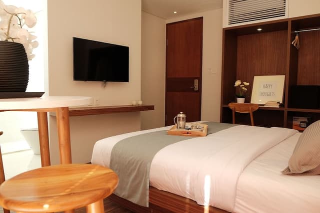 Premium Room, 1 King Bed