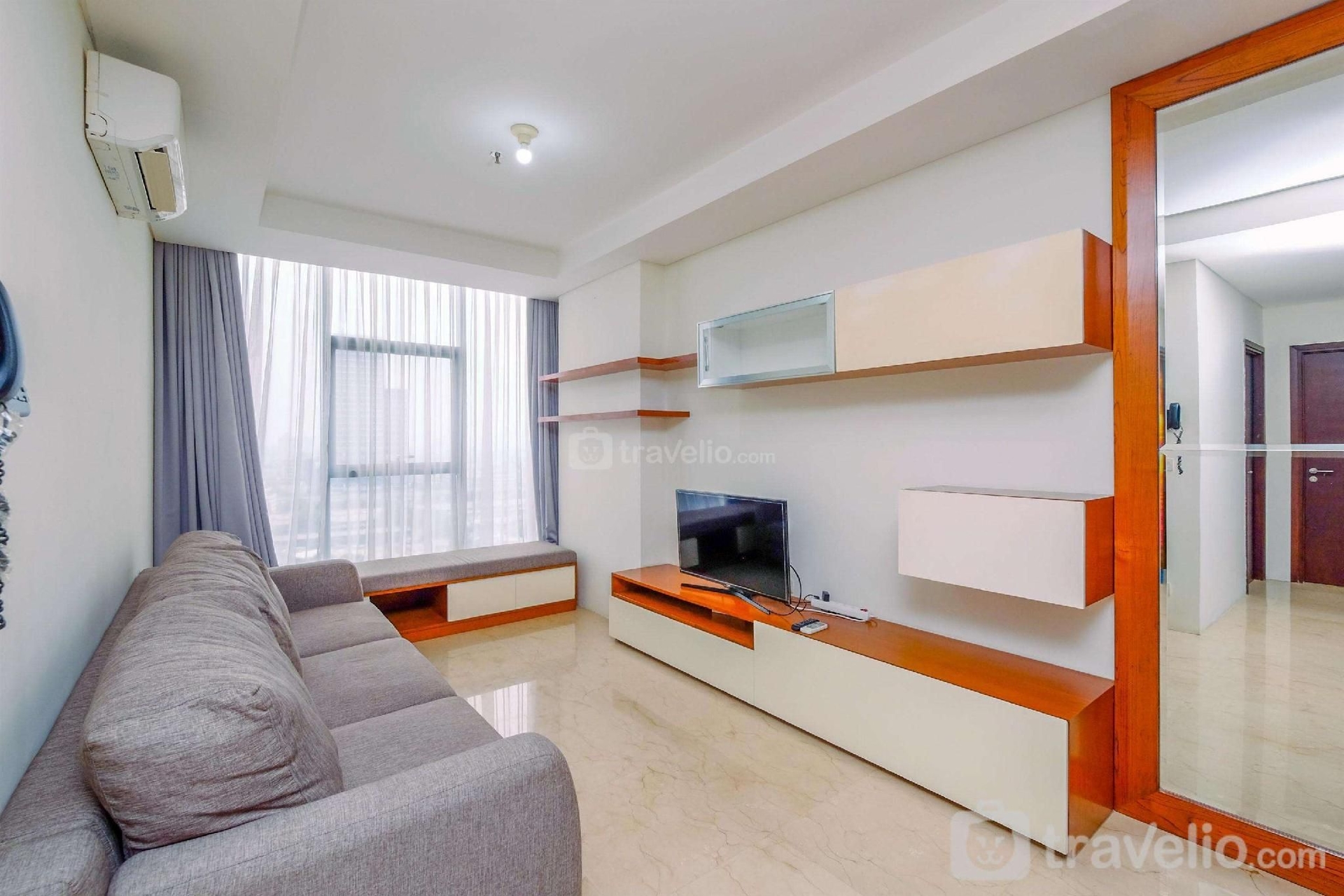 เอลิแกนต์ ไนซ์ 2 ห้องนอน ที่ ลาเวนิล ปันโจกัน บาย ทราเวลิโอ (Elegant Nice 2BR at L'Avenue Pancoran By Travelio)3