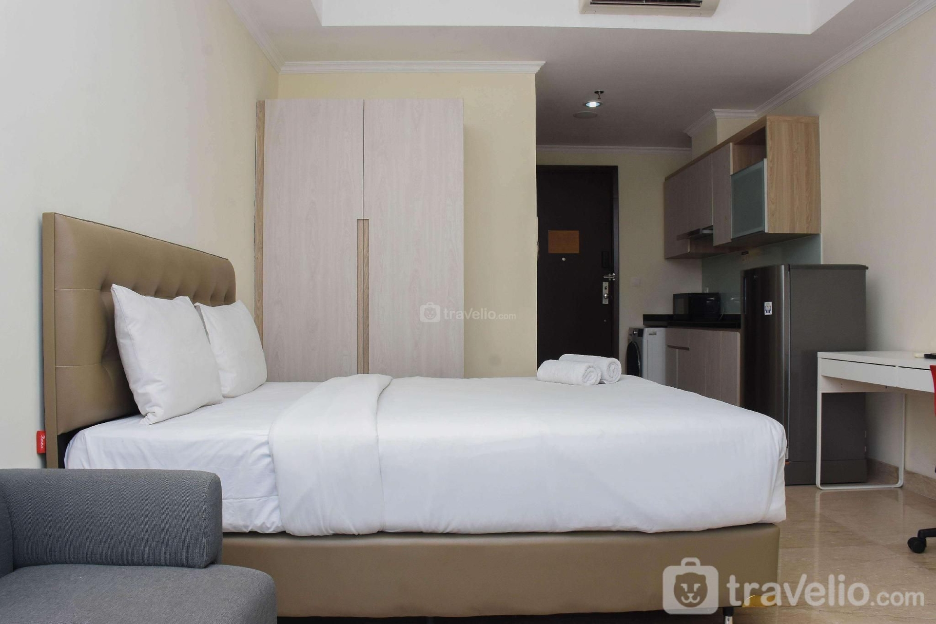 เกรต ดีล แอนด์ โคซี่ สตูดิโอ ที่ เมนเตง พาร์ค โดย ทราเวลิโอ (Great Deal & Cozy Studio Menteng Park By Travelio)1
