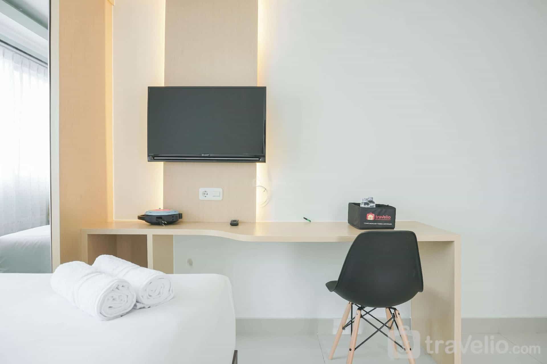Comfortable & Homey Studio at Amethyst By Travelio Comfortable & Homey Studio at Amethyst By Travelio