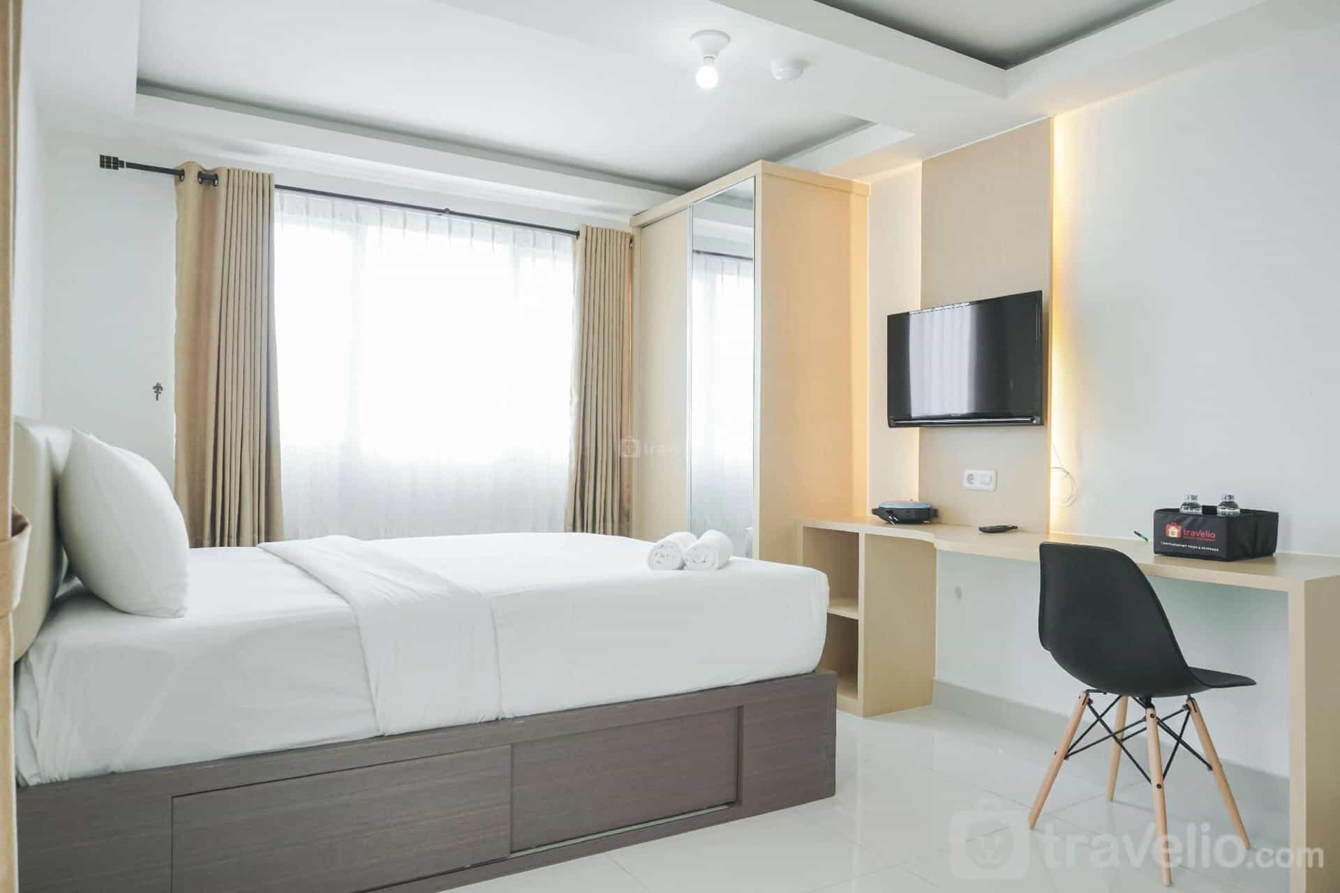 Comfortable & Homey Studio at Amethyst By Travelio Comfortable & Homey Studio at Amethyst By Travelio