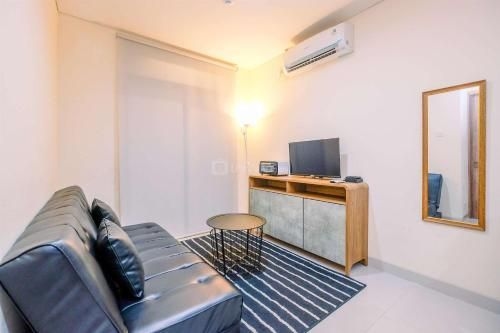 อพาร์ตเมนต์แบบ 1 ห้องนอน สไตล์หรู ที่เปจากัน พาร์ค เรสซิเดนซ์ โดย ทราเวลลิโอ (Elegant 1BR Apt Pejaten Park Residence By Travelio)2