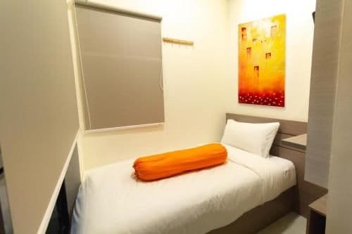 Single Business Room
