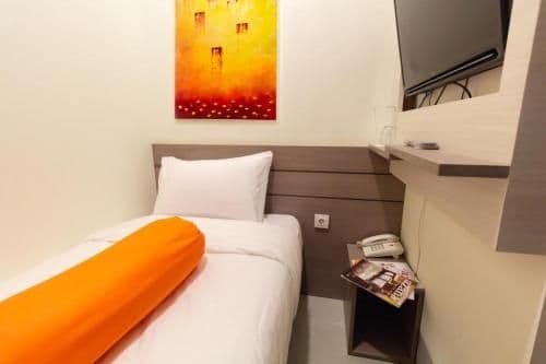 Single Business Room
