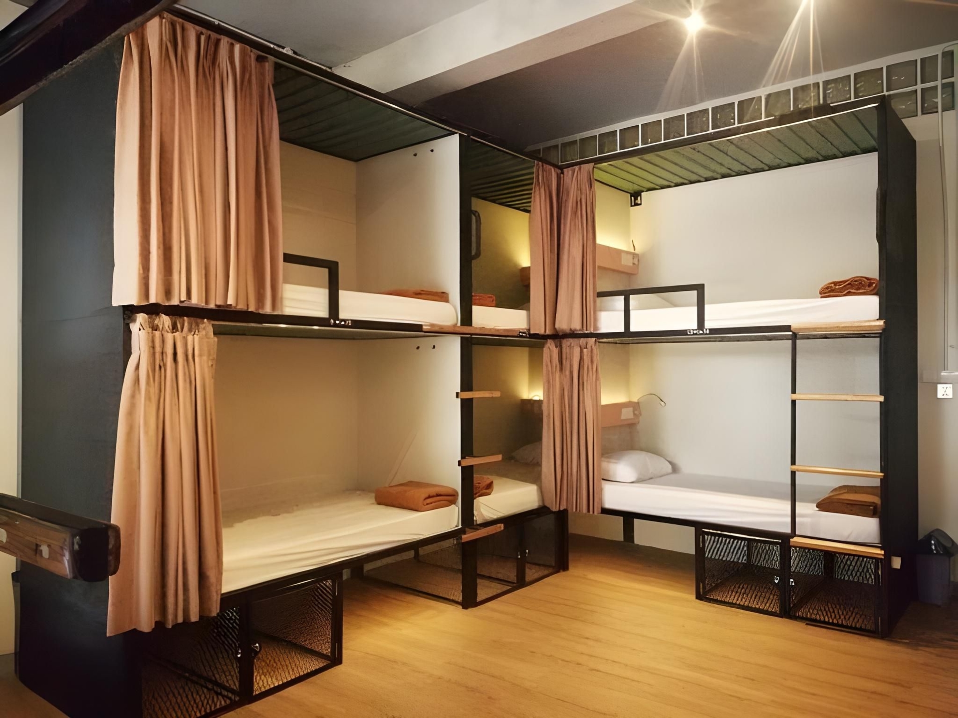 Pinx's Hostel2