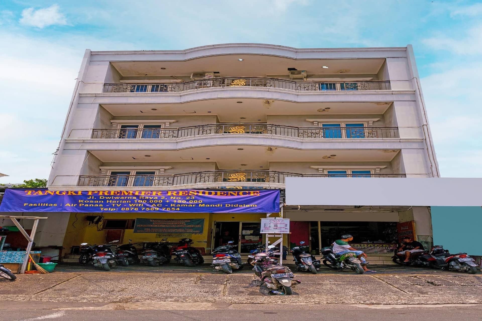 OYO 92409 Tangki Premier Residence Near Rumah Sakit Umum Daerah (RSUD) Sawah Besar OYO 92409 Tangki Premier Residence Near Rumah Sakit Umum Daerah (RSUD) Sawah Besar