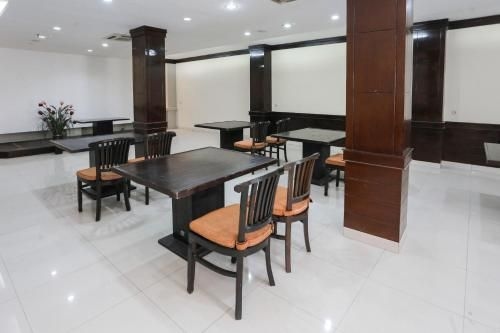 ทาวน์เฮาส์ โอ๊ค เจแอนด์บี กุนุง ซาฮารี (Townhouse Oak J&b Gunung Sahari)0