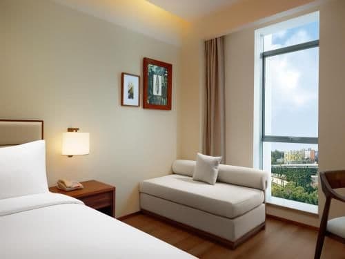Superior - 1 King Bed