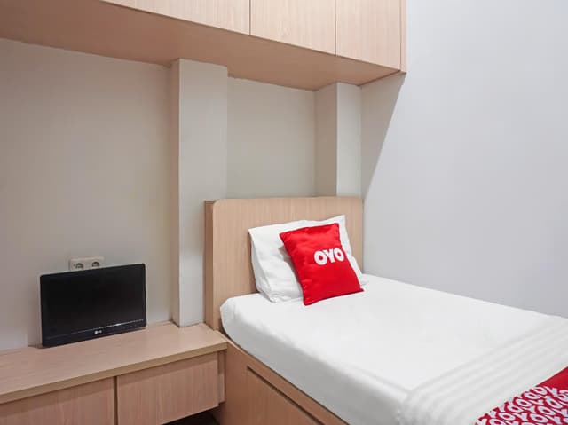 Standard Single Room A - Smoking