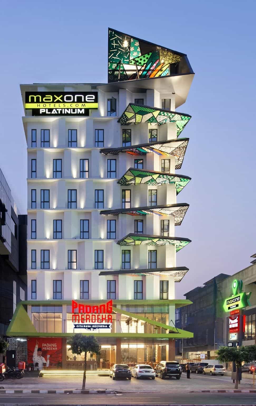 MaxOneHotels.com @ Platinum Hayam Wuruk Jakarta