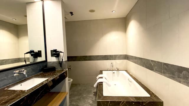 Execuitve Suite