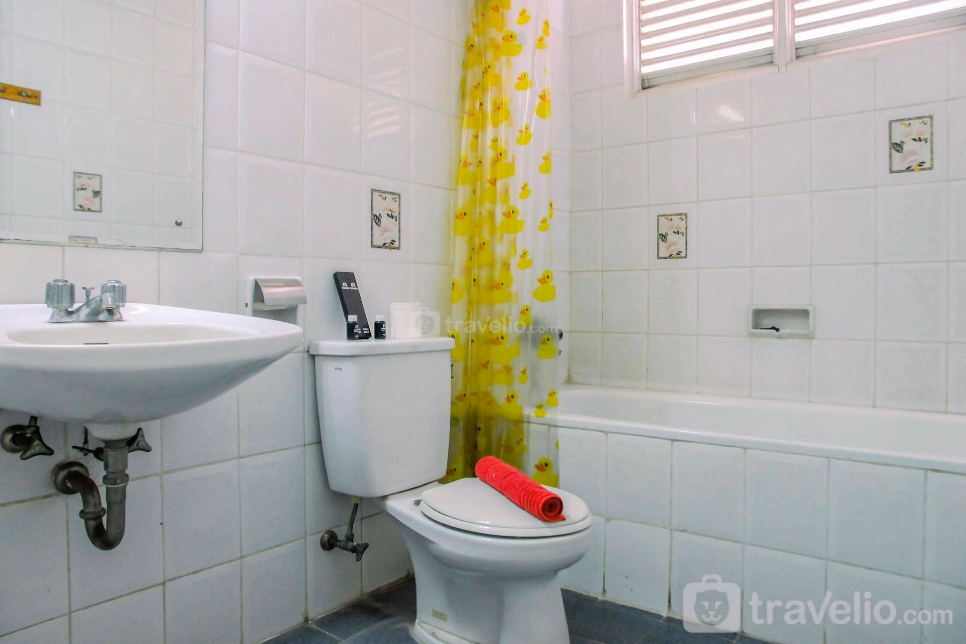 คอมฟี สตูดิโอ เมนารา เคอลาปา กาดิง อพาร์ต บาย ทราเวลลิโอ (Comfy Studio @Menara Kelapa Gading Apt By Travelio)4