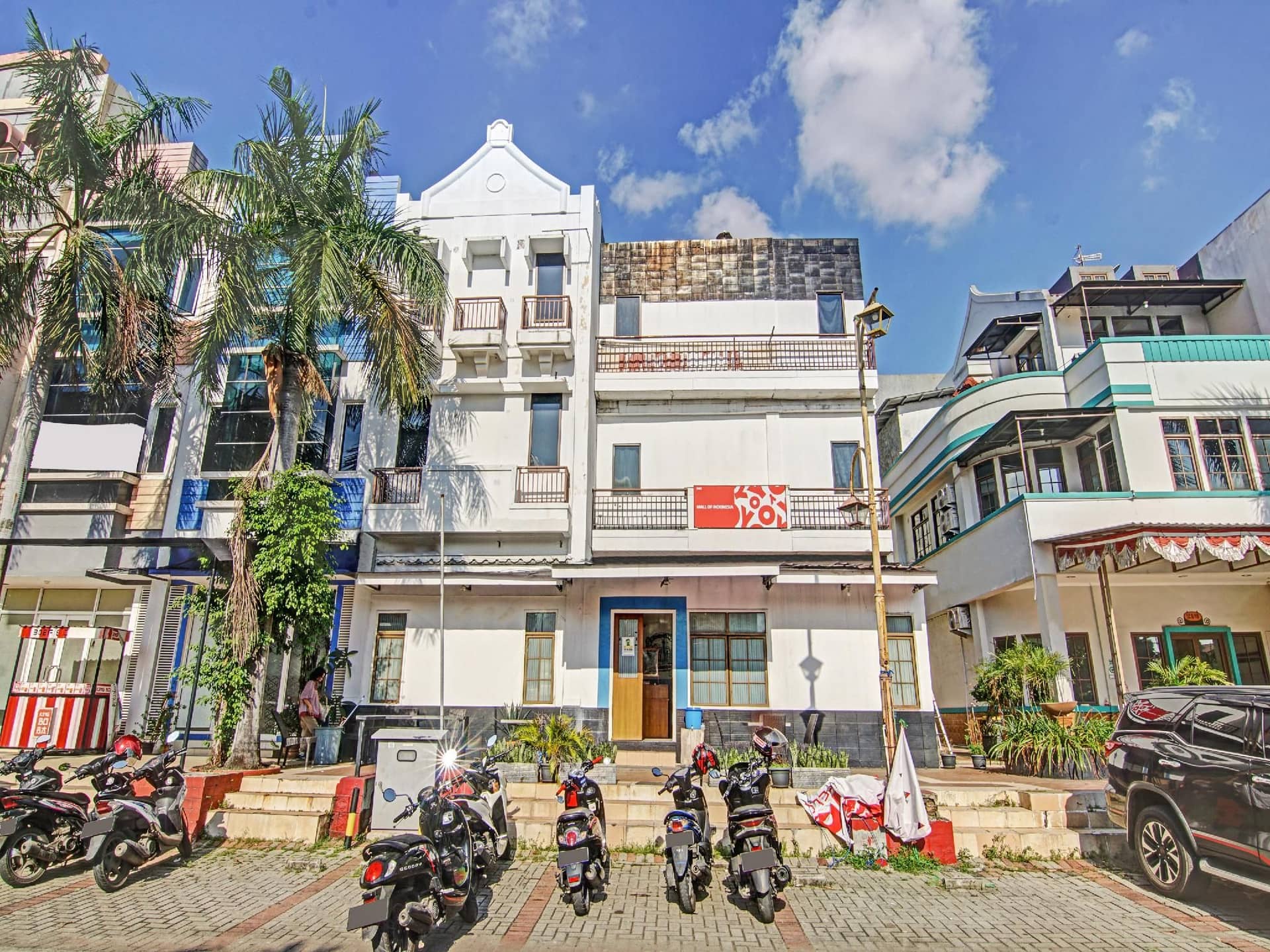 Super OYO 90422 Mall Of Indonesia Super OYO 90422 Mall Of Indonesia