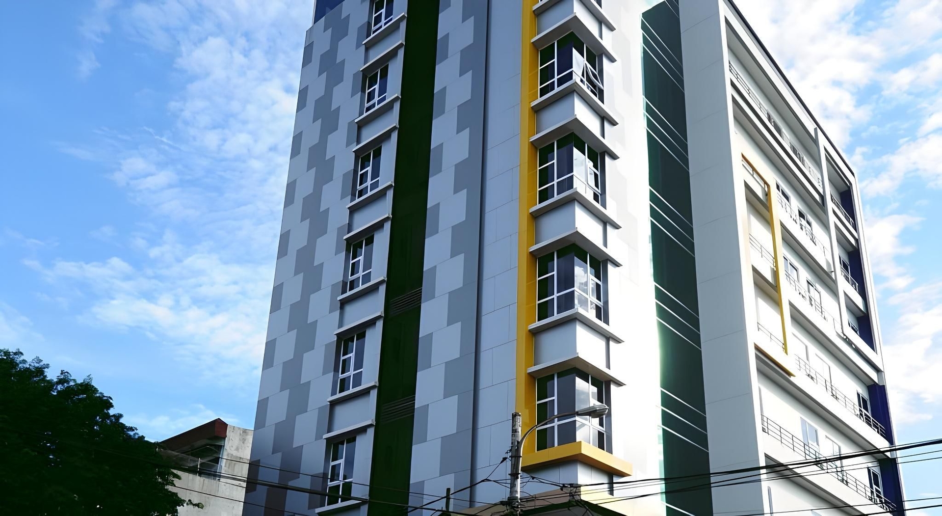 โรงแรมลินท์ จาการ์ต้า (Lynt Hotel Jakarta)1