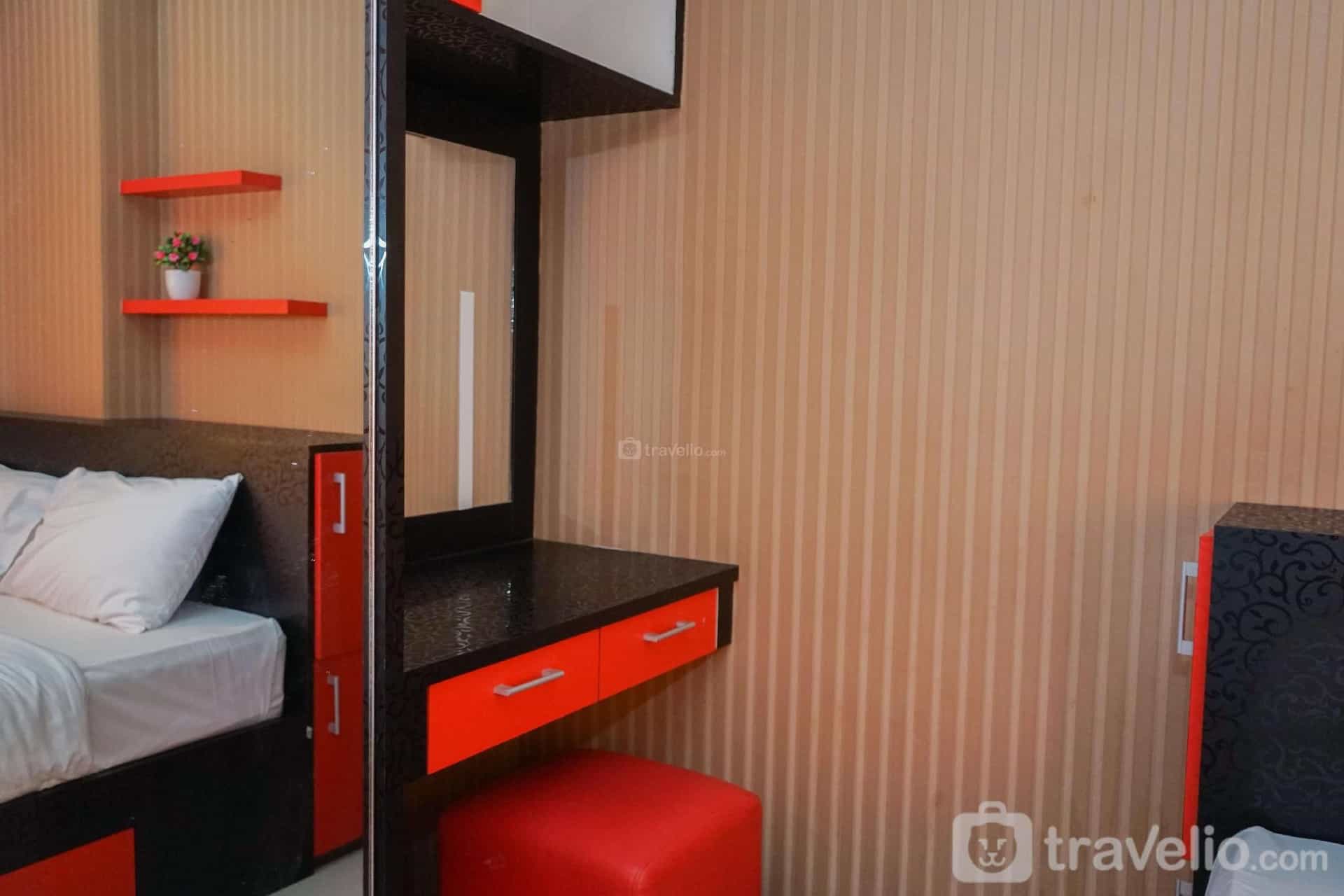 Comfy and Clean 2BR Green Pramuka Apt By Travelio Comfy and Clean 2BR Green Pramuka Apt By Travelio